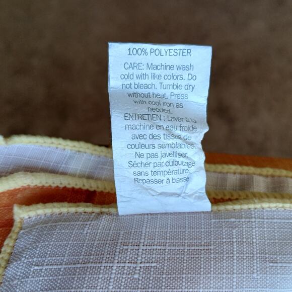 Linens 'n Things XL autumn leaves tablecloth 118" x 59" yellow fall Vintage - Picture 4 of 7